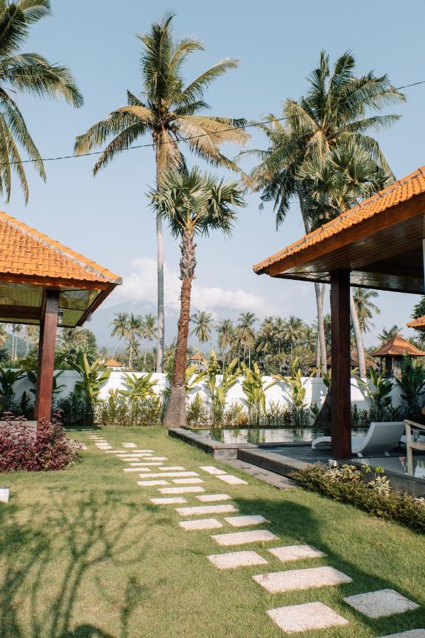 Villa Uhaina Амед Екстер'єр фото